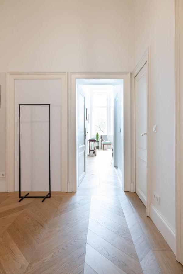 וינה Stunning Apartment In City Center מראה חיצוני תמונה